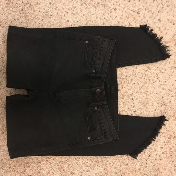 *PRICE DROP* Joe’s Jeans - Picture 2 of 7